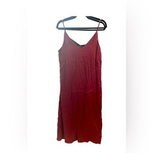 *NWT* GAP V neck maroon midi slip dress
